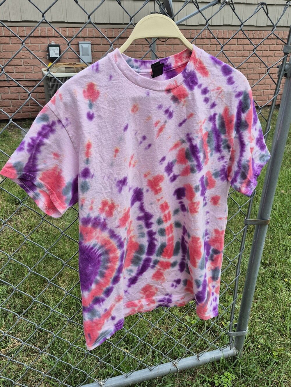 Unisex Medium Tie-Dye Shirt